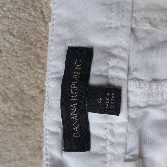 Mid Rise J Crew Shorts - Picture 4 of 8